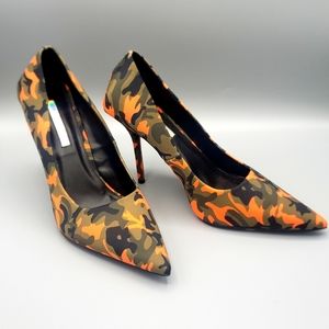 Green And Neon Fatigue Pump